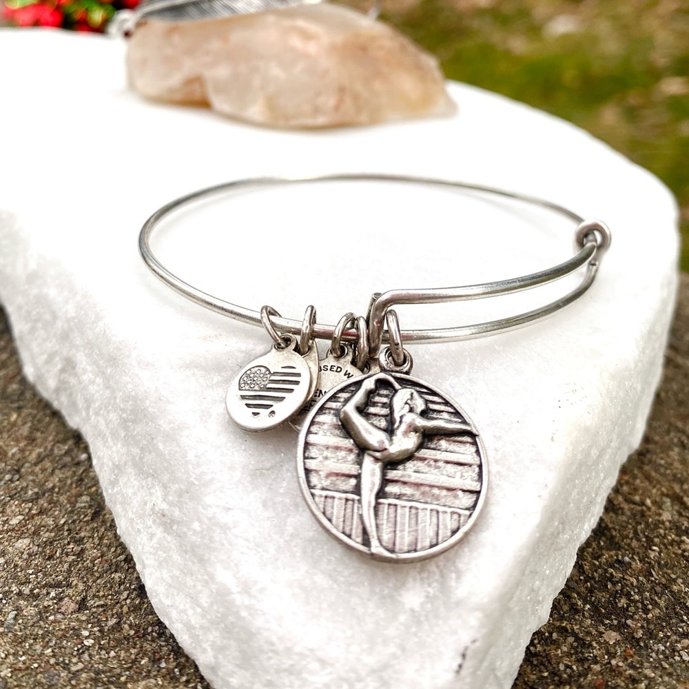 Alex and Ani Silver Gymnasts Charm Bracelet Olympics 2016 Collectible Charm
